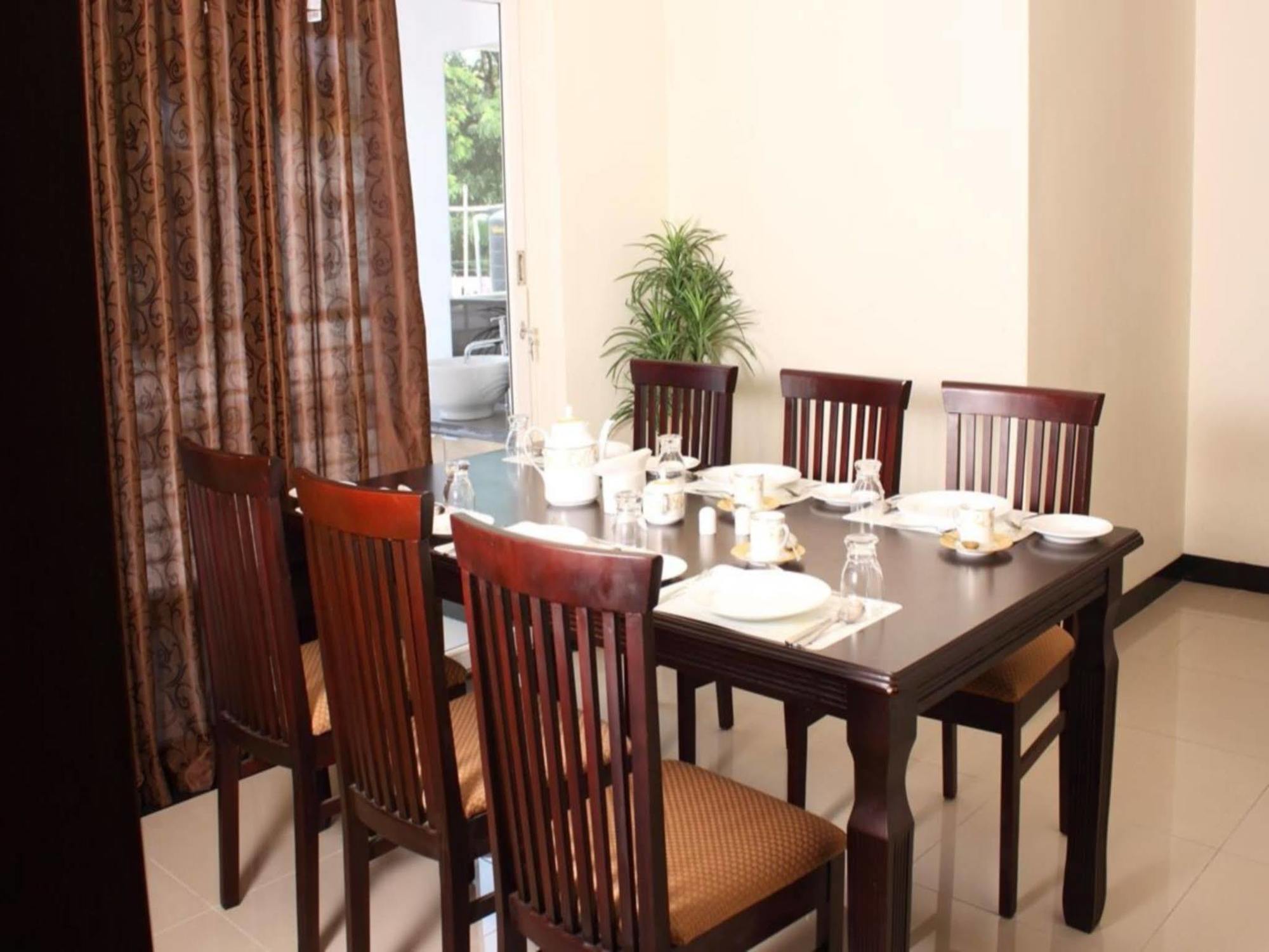 ฮอไรซัน ไฮส์ เซอร์วิซ อพาร์ตเมนต์ Hotel โคอิมบาทอร์ ภายนอก รูปภาพ